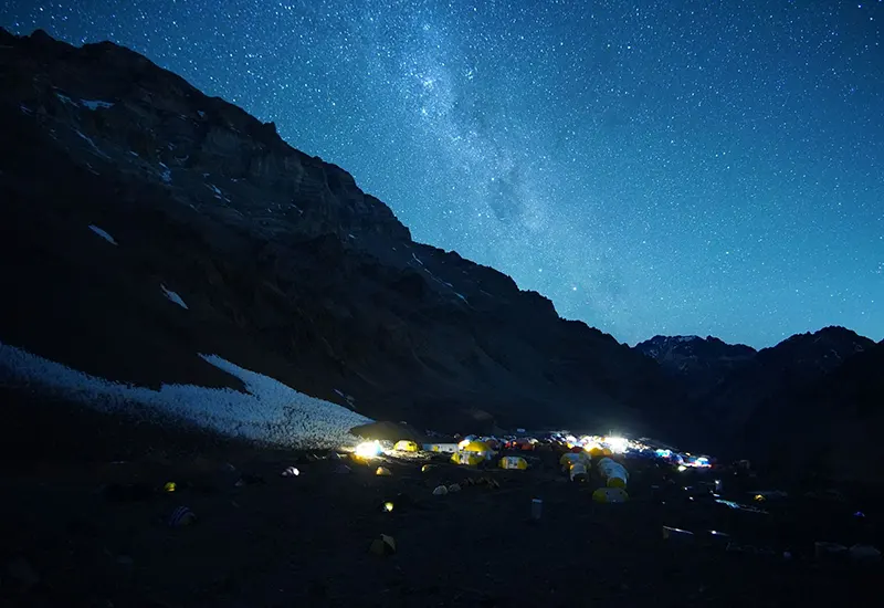 Aconcagua de noche