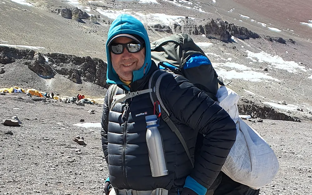 El maschwitzense que escaló el Aconcagua y plantó la bandera de Escobar