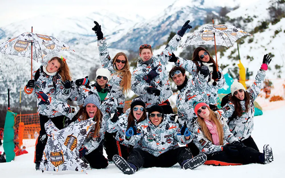 Viaje de egresados: acuerdo en Escobar por la polémica tasa de embarque