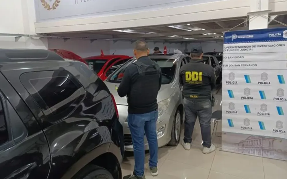 Estafas en la venta de autos: escobarenses detenidos en una agencia de Virreyes