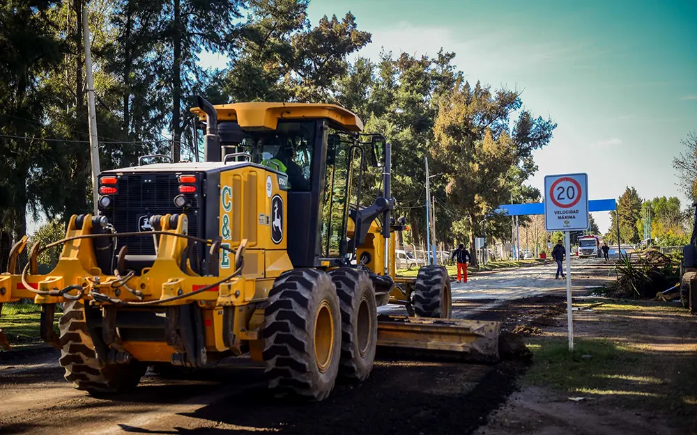 Repavimentan una calle que conecta a los municipios de Escobar y Tigre