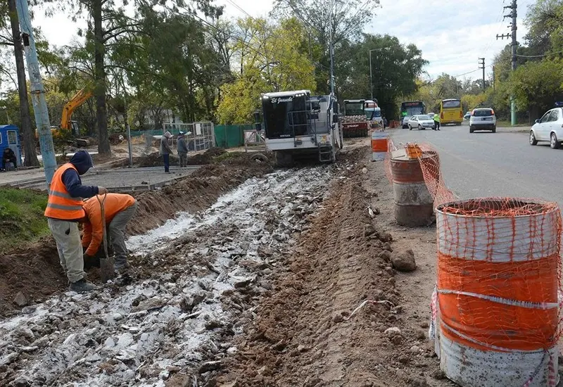 trabajos de ensanche en la ruta 26