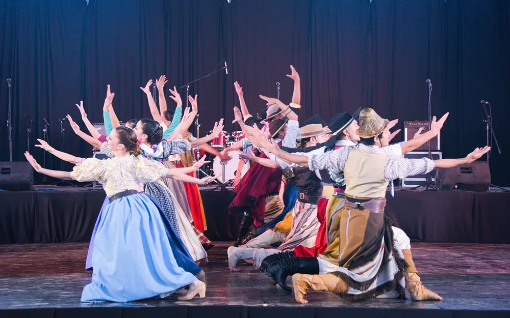 Festival folklórico en Garín a beneficio de un chico que necesita operarse