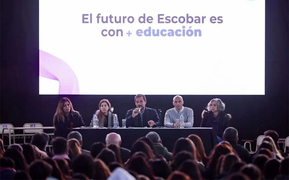 Sujarchuk anunció un plan de infraestructura educativa por $3.500 millones