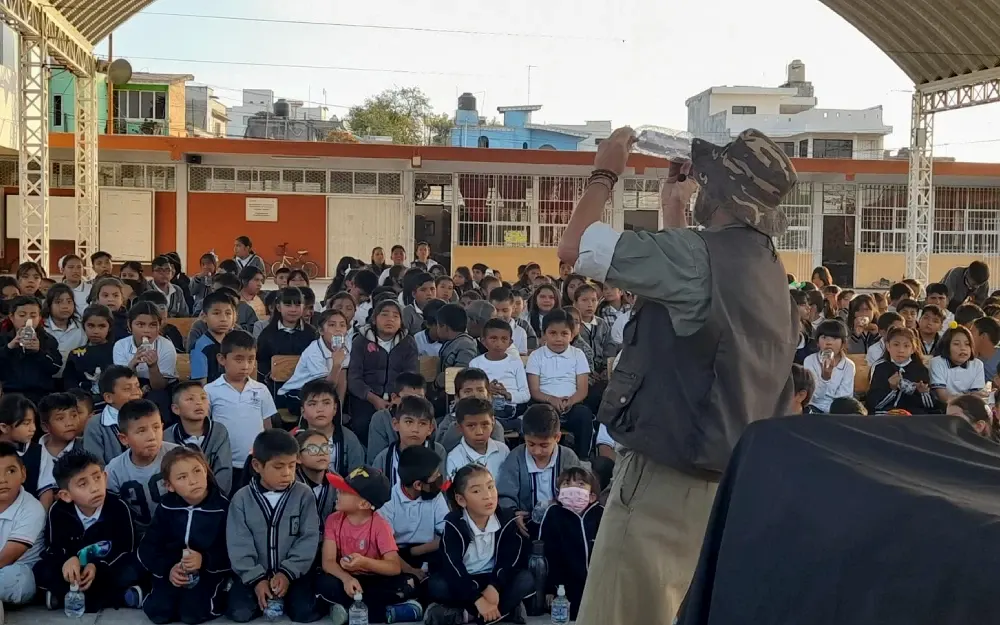 Un grupo de teatro escobarense hizo una gira de seis meses por América y Europa