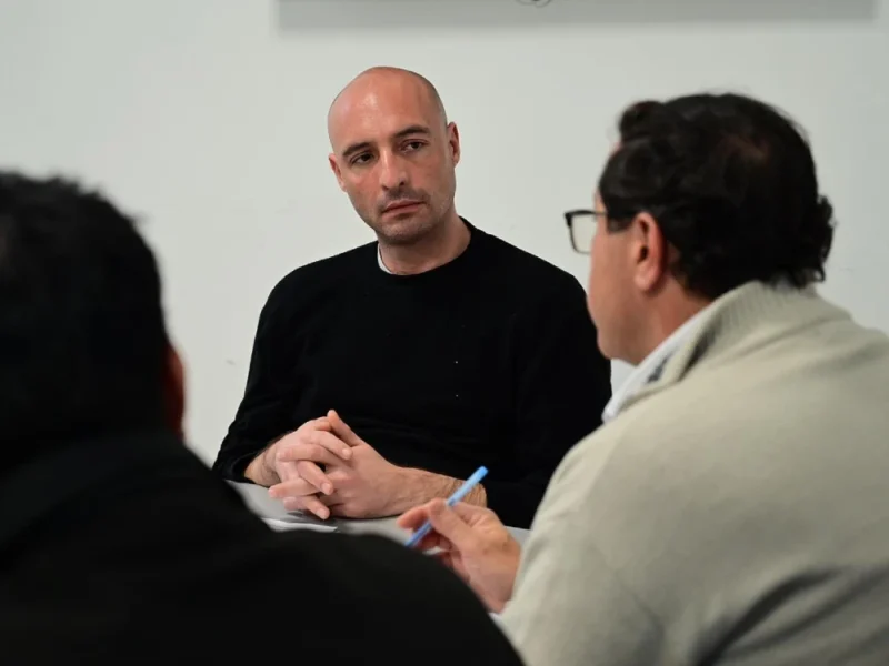 Carlos “Beto” Ramil y Diego Benítez entregaron a Edenor un detallado relevamiento de las zonas más afectadas, principalmente ubicadas alrededor de la Ruta Provincial 26, en Ingeniero Maschwitz y Maquinista Savio.