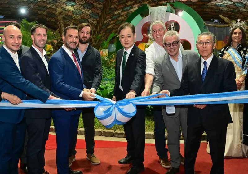 autoridades realizan el tradicional corte de cintas