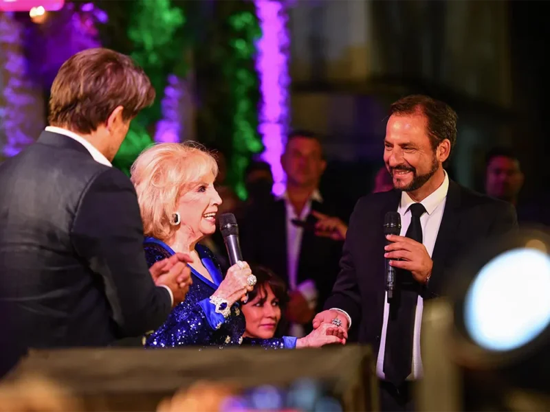 Mirtha Legrand con Ariel Sujarchuk