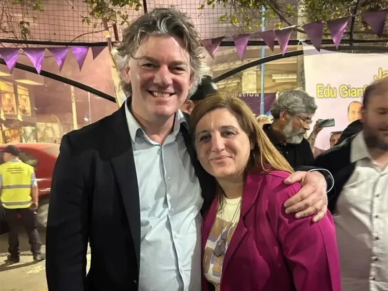 Nicolas Scioli y Sandra De Boeuf, pareja de Eduardo Gianfrancesco