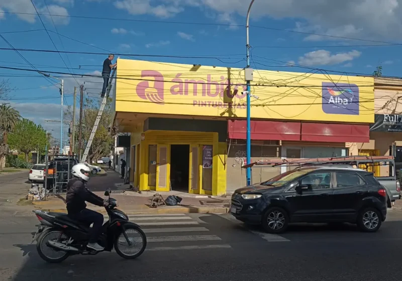 sucursal de Pinturerías Ámbito en Escobar