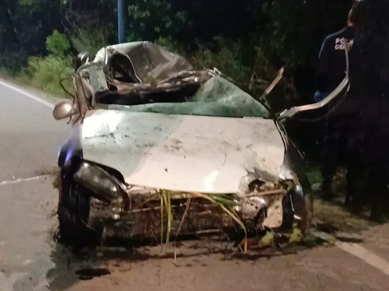 El Honda Civic en el que viajaban las jóvenes