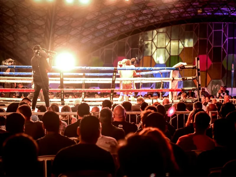 Pelea organizada por el Chino Maidana en 2022 en Escobar por el título latino de peso ligero de la Organización Mundial de Boxeo