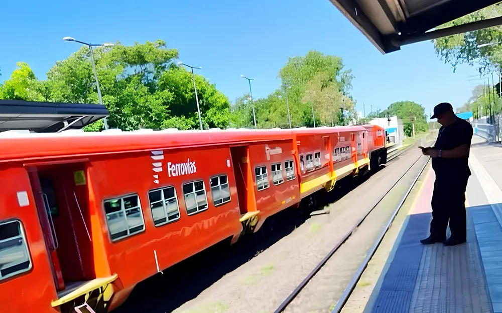 Un vecino de Maquinista Savio se quitó la vida en las vías del tren