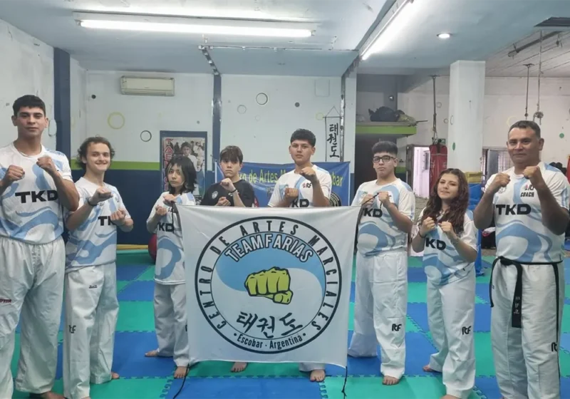 Representantes del Centro de Artes Marciales de Escobar en la Copa del Mundo de Taekwondo ITF