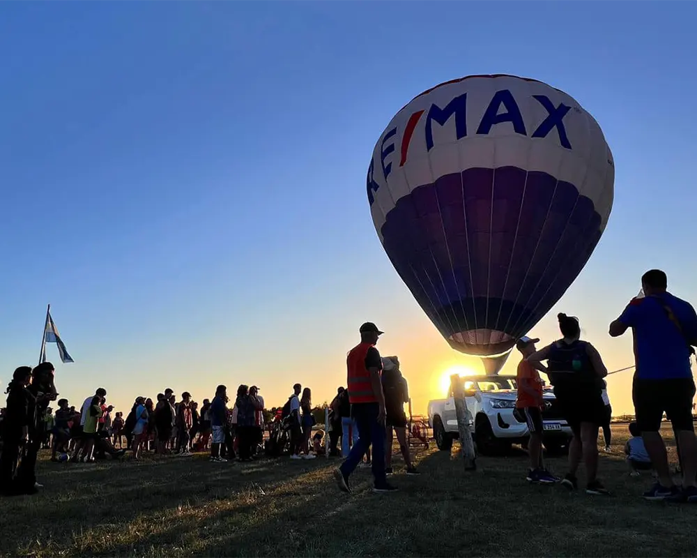Globos aerostáticos también fueron parte de la muestra Escobar Vuela