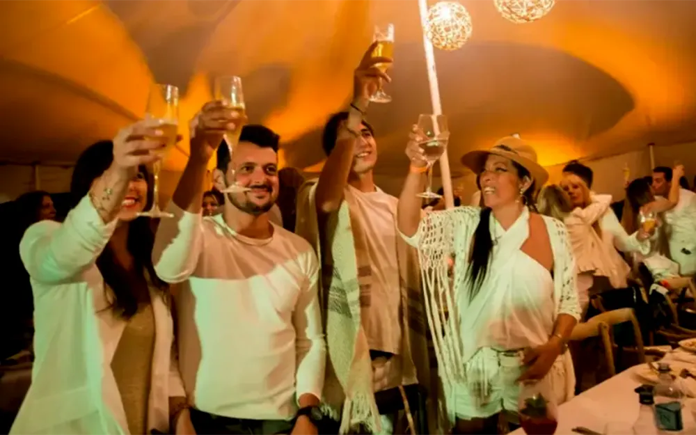White Party en Maschwitz: una cena imperdible para recibir el Año Nuevo