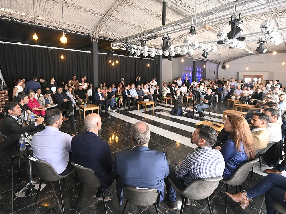 Kicillof reunido con empresarios