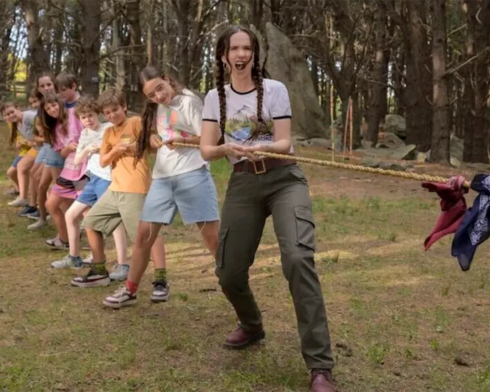 Natalia Oreiro juega a la cinchada en el campamento