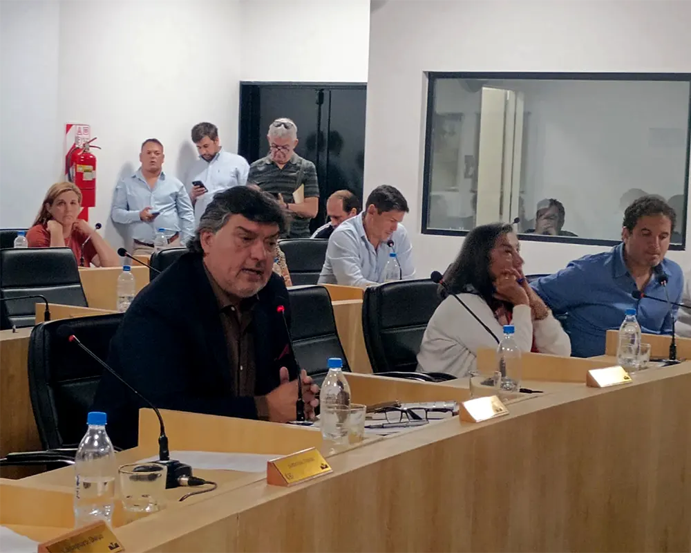 concejal Javier Rehl, de Unión por la Patria, en uso de la palabra