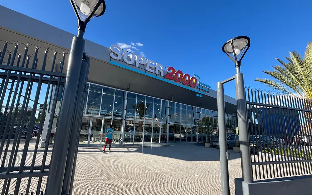 Super 2000 inauguró su tercera sucursal en el partido de Escobar
