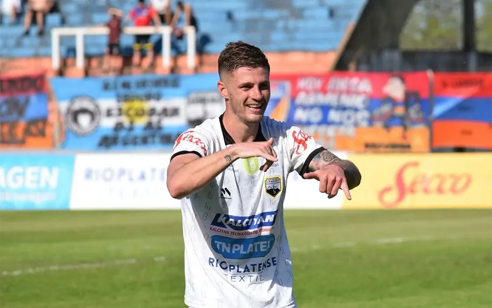 De Armenio a primera división: Barbieri pasó a Independiente Rivadavia