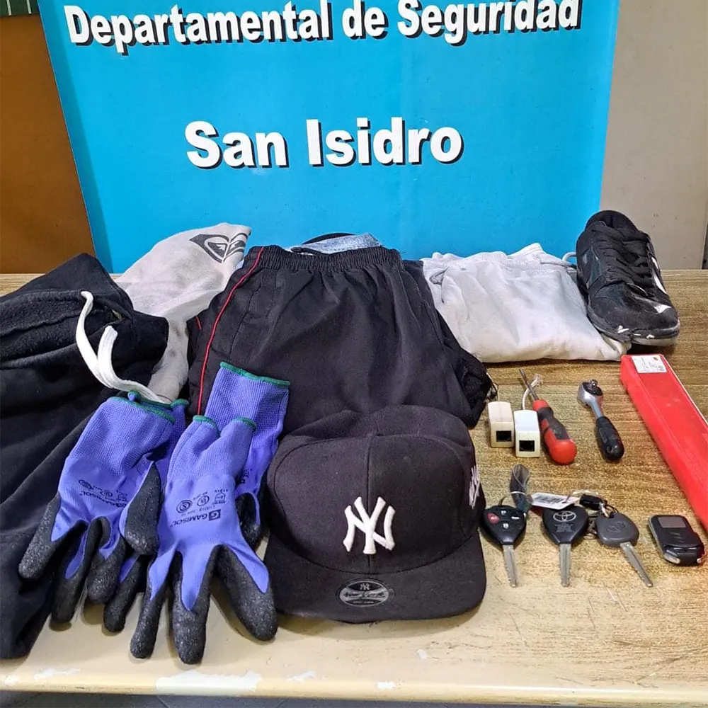 elementos incautados durante el allanamiento