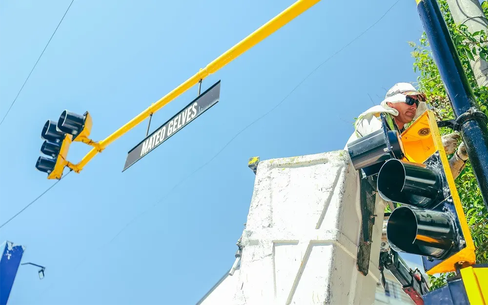 Renuevan los semáforos de Escobar con tecnología para detectar infracciones