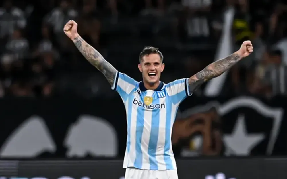 Racing campeón: golazo y Recopa para el escobarense Bruno Zuculini