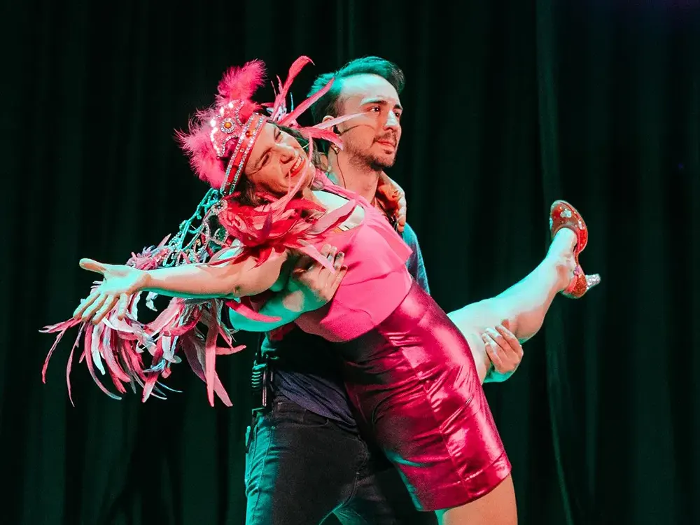 Dalia Gutmann durante una presentación en el teatro Seminari.