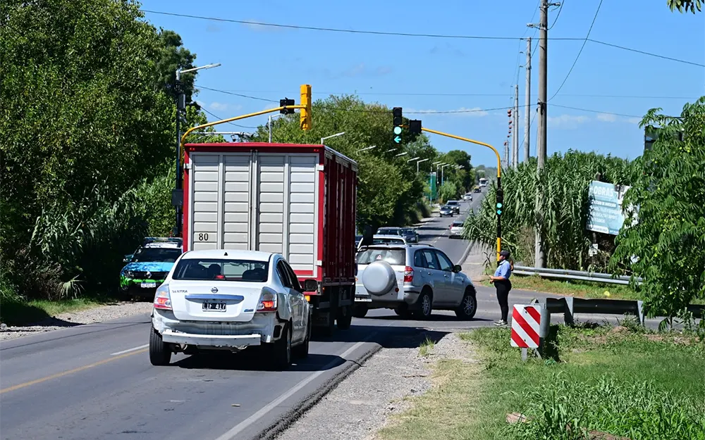 Nuevos semáforos en Escobar: ya se instalaron los dos primeros