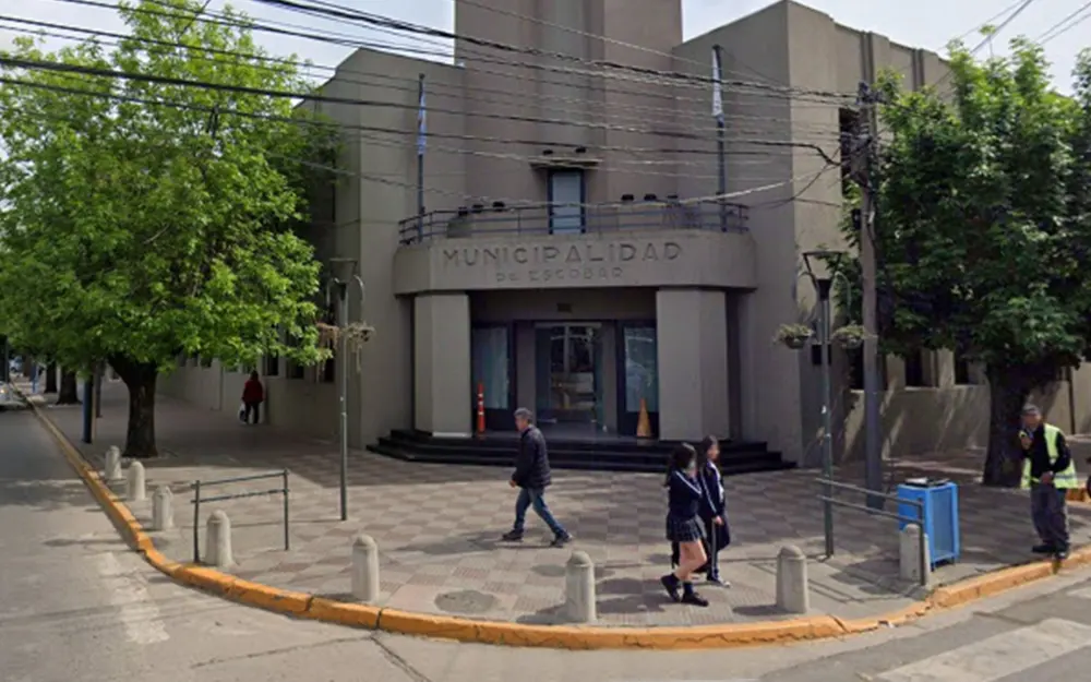 Escobar logró una buena calificación crediticia de una consultora de riesgo