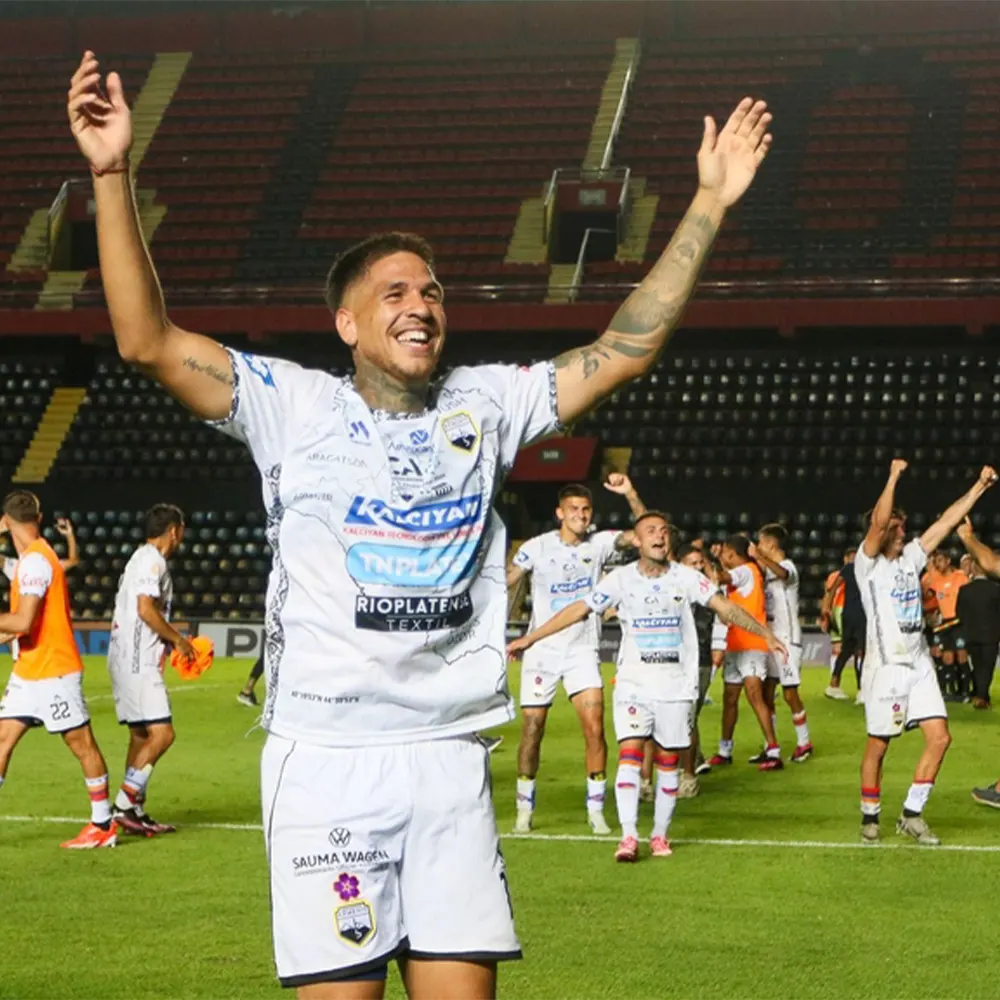 Festejo jugador de Club Deportivo Armenio