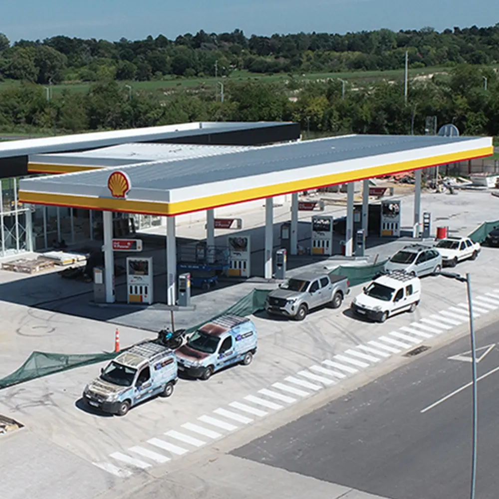 obra de la futura estación de servicio Shell