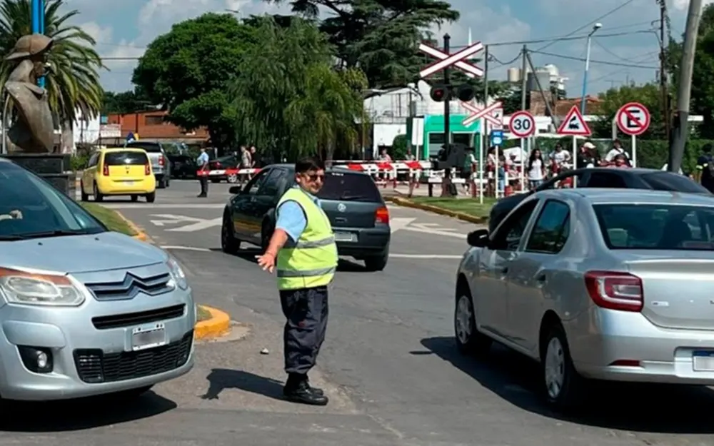 Barreras bajas: la protesta por los despidos ahora también afecta a Garín