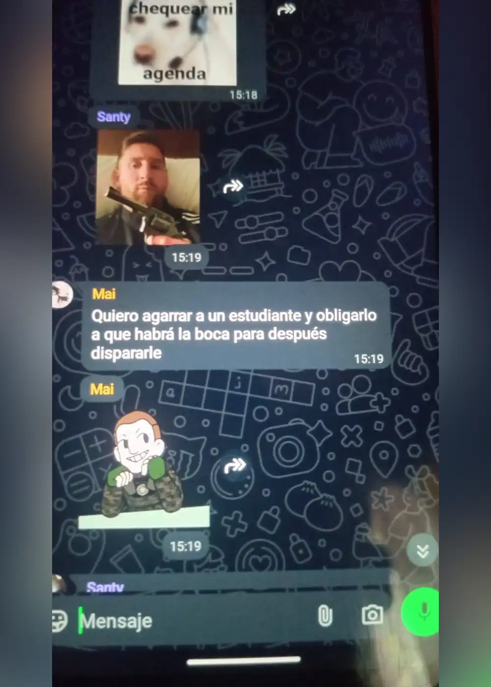 Chat de WhatsApp entre alumnos donde hablaban de organizar la masacre