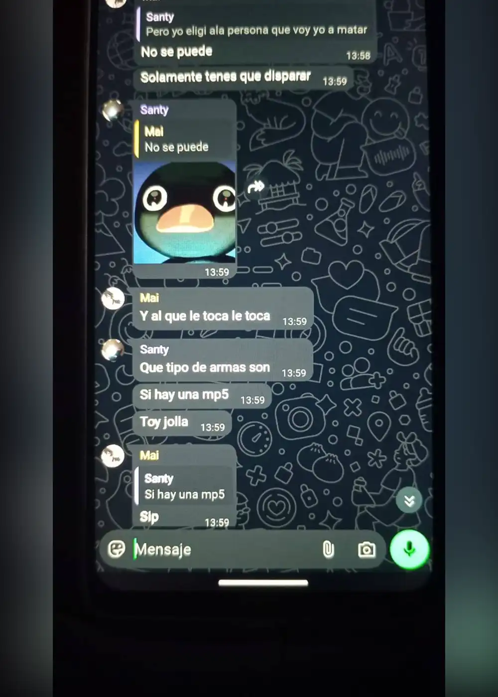 Chat de WhatsApp entre alumnos donde hablaban de organizar la masacre