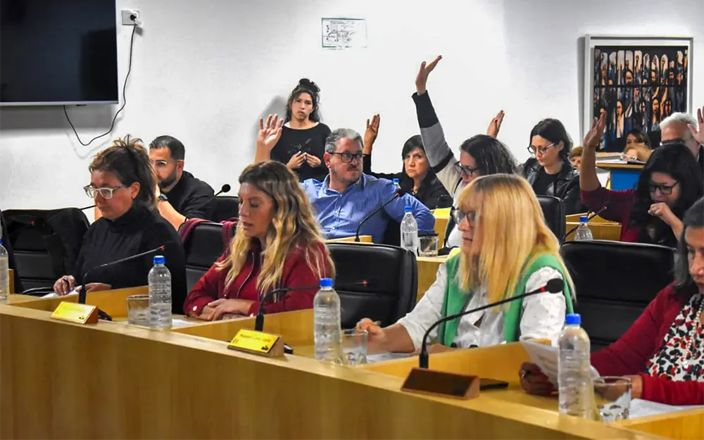 Movimientos, homenajes y poco debate en el Concejo Deliberante