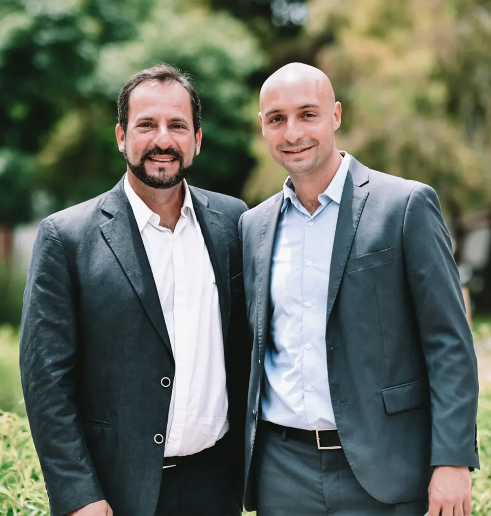 Ariel Sujarchuk y Carlos Ramil, quien lo reemplazará durante su licencia 