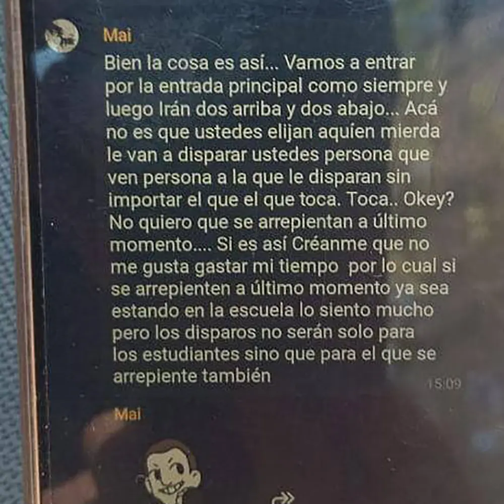 el chat entre los alumnos involucrados