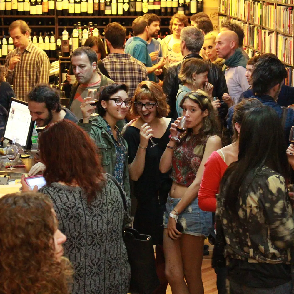 Los comercioadheridos a la Noche Nacional de las Vinotecas ofrecerá descuentos y promociones a sus clientes