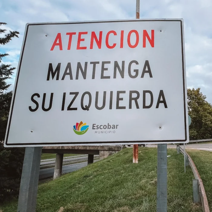 más señalizaciones del puente inglés