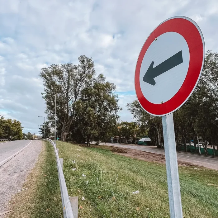 más señalizaciones del puente inglés