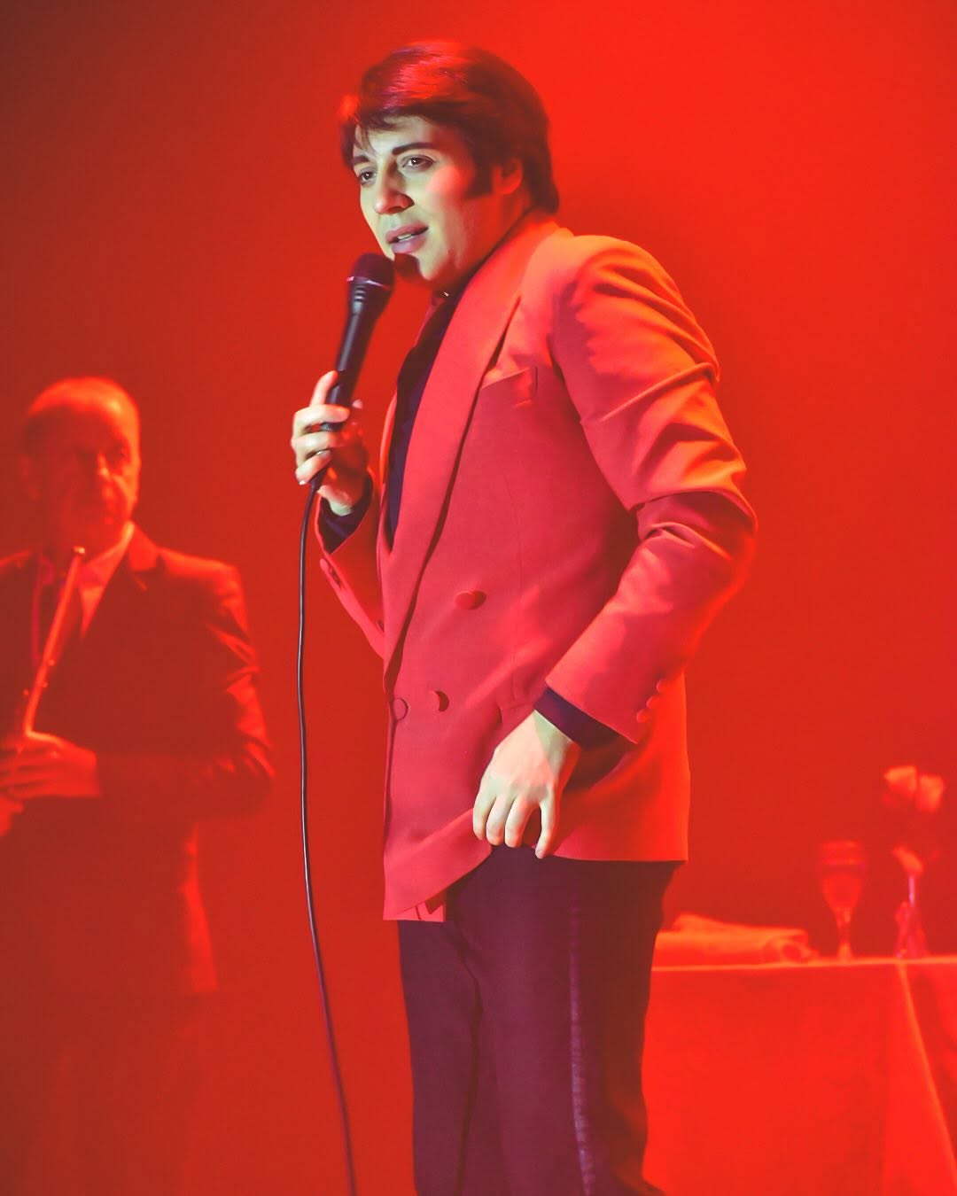 Fernando Samartin como Sandro en su homenaje