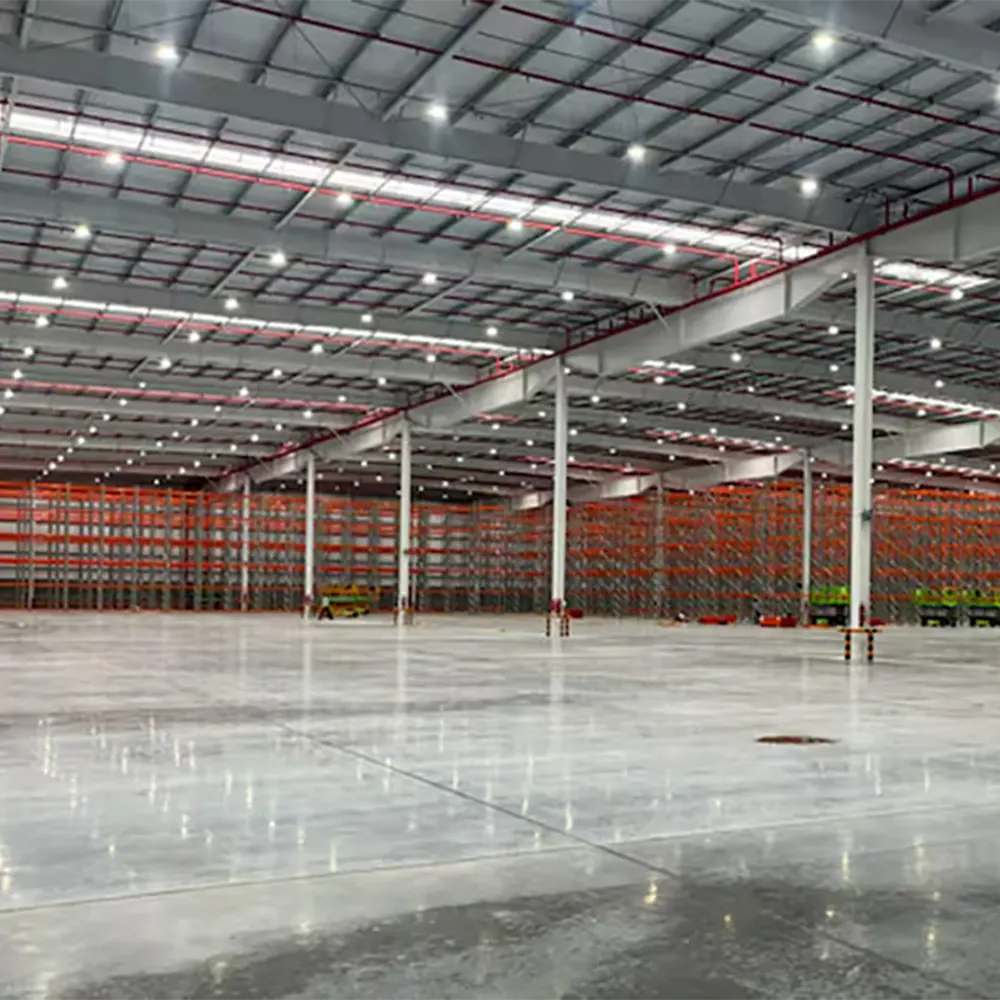 Interior de la futura planta de logística de ChangoMâs 