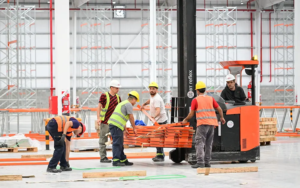 Interior de la futura planta de ChangoMâs en Loma Verde