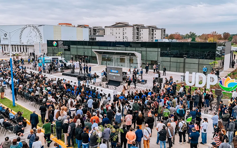 Axel Kicillof y Ariel Sujarchuk inauguraron la UDP de Belén de Escobar