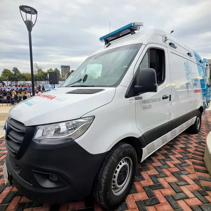 Ambulancia donada por la Provincia a la flamante UDP de Escobar