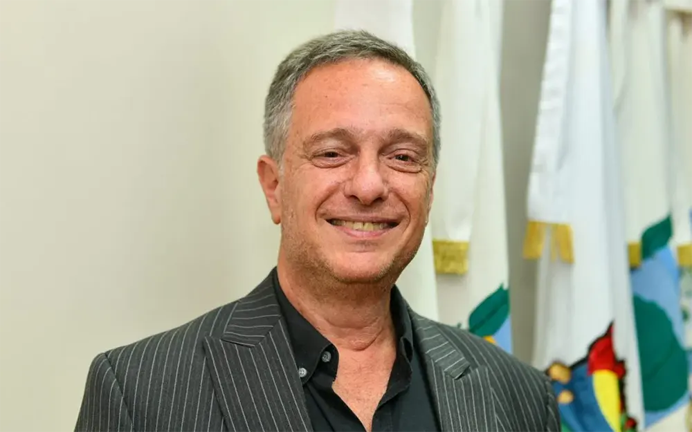 Un concejal de la UCR se suma a la bancada de La Libertad Avanza