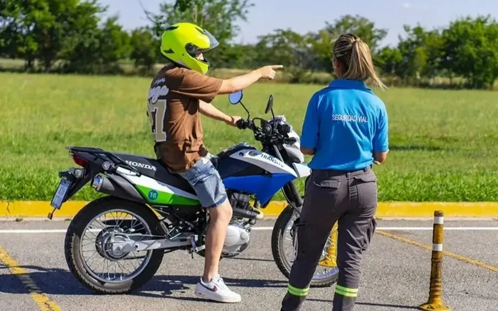 escuela municipal de conductores La escuela municipal de conductores tendrá cursos para automovilistas y motociclistas