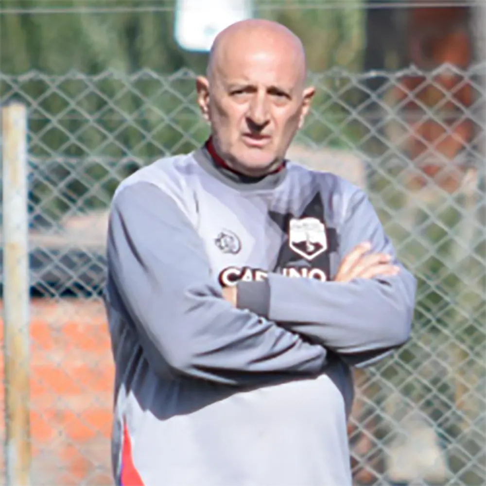 Marcelo Fuentes, flamante DT de Armenio